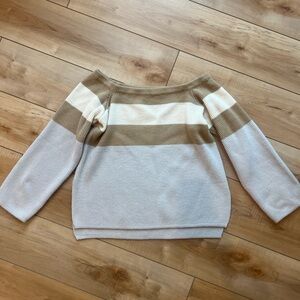 Off shoulder Sabo Skirt   Sweater